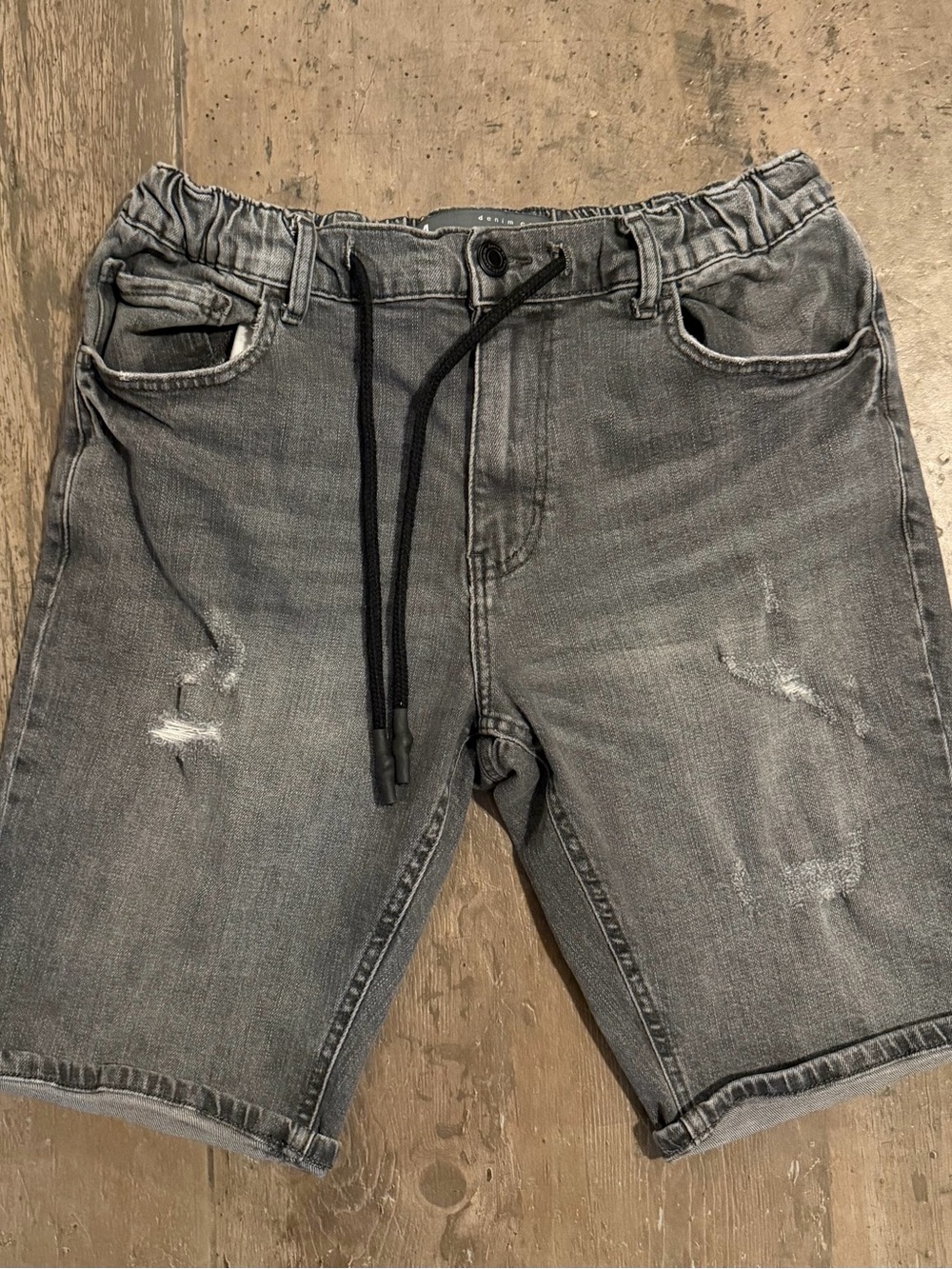 Primark Gray Distressed Men's Jean Shorts with Drawstring